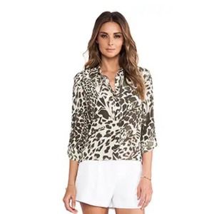 Diane Von Furstenberg DVF 100% Silk Lorelei Blouse Green Leopard Print